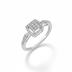 18K Gold & Diamond Ring For Women R4852MYD0003