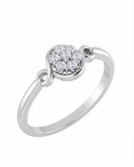 महिलाओं के लिए 18K गोल्ड और डायमंड बैंड रिंग KRE10513
