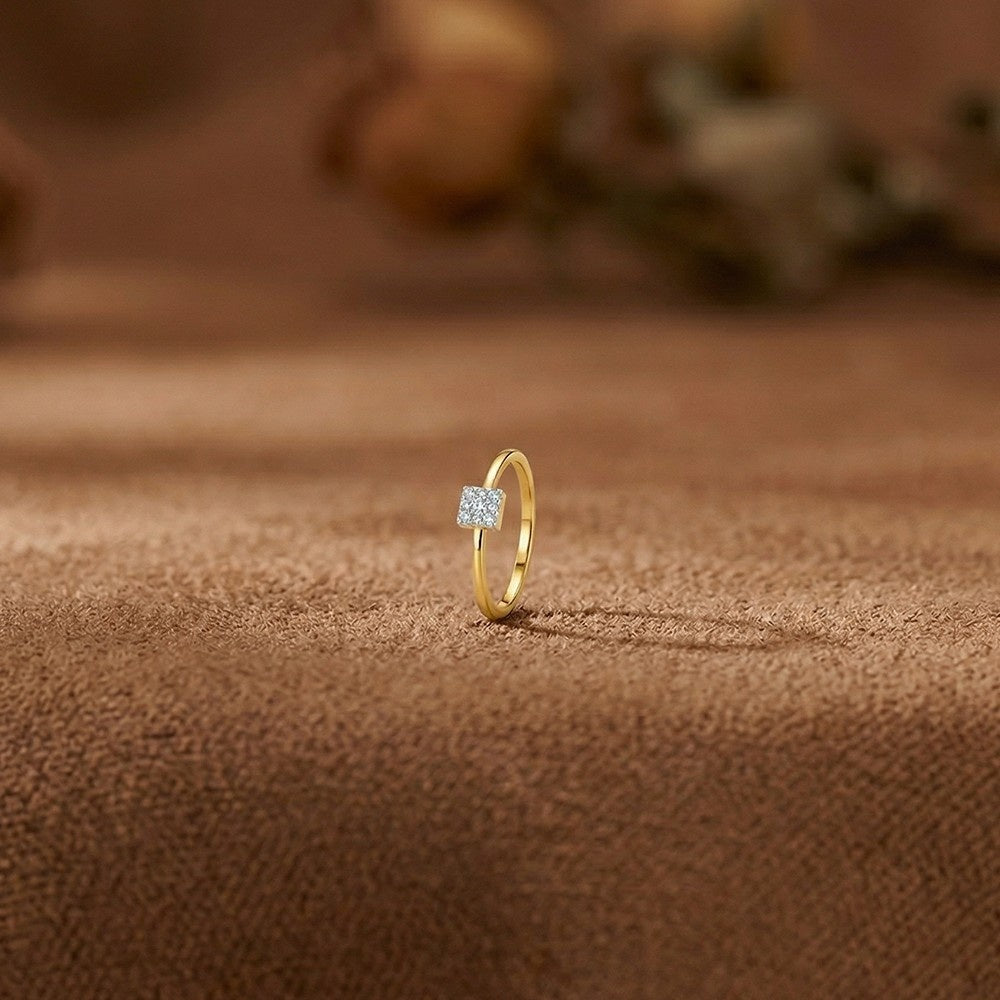 Gold & Diamond Ring For Women KRC10643