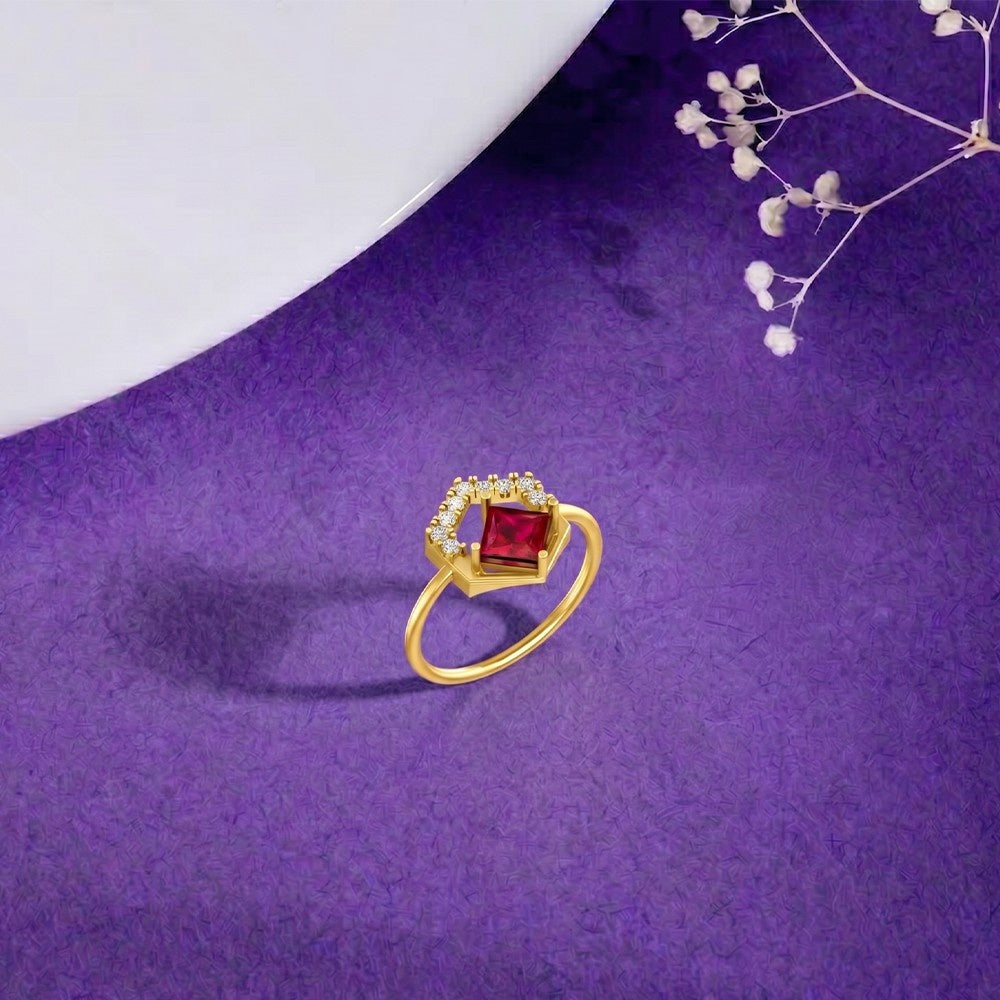 महिलाओं के लिए 18K गोल्ड और डायमंड जेमस्टोन रिंग KRA10634