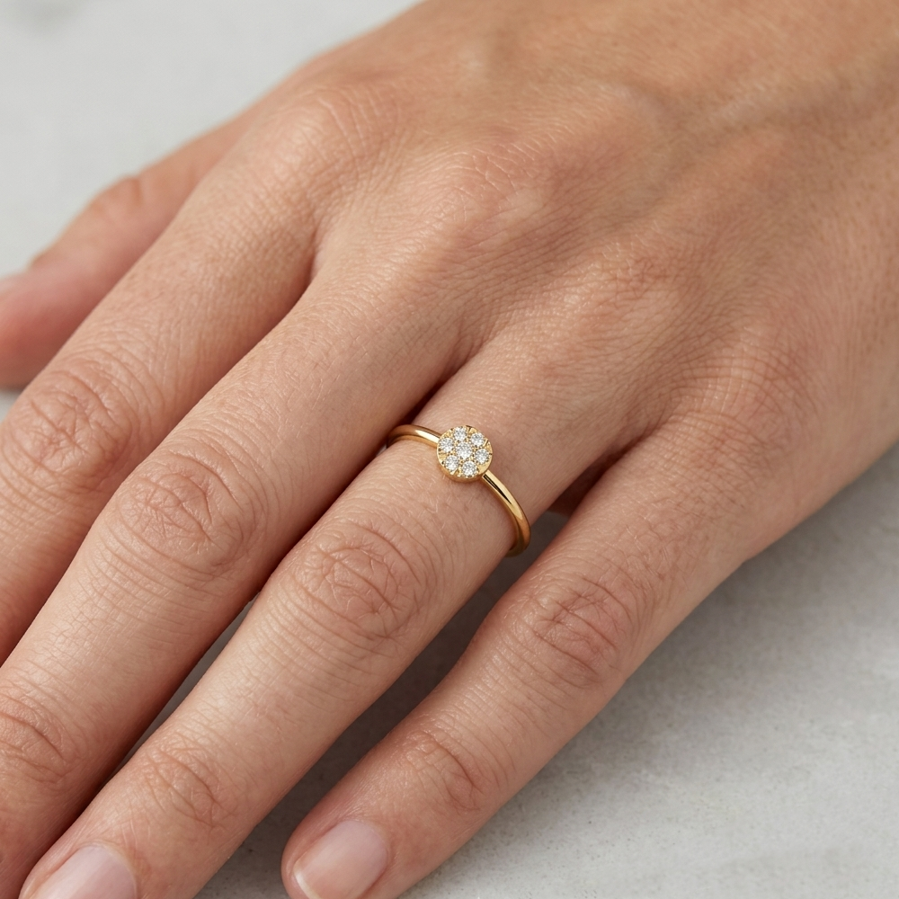 Gold & Diamond Lightweight Ring For Women KRB10119