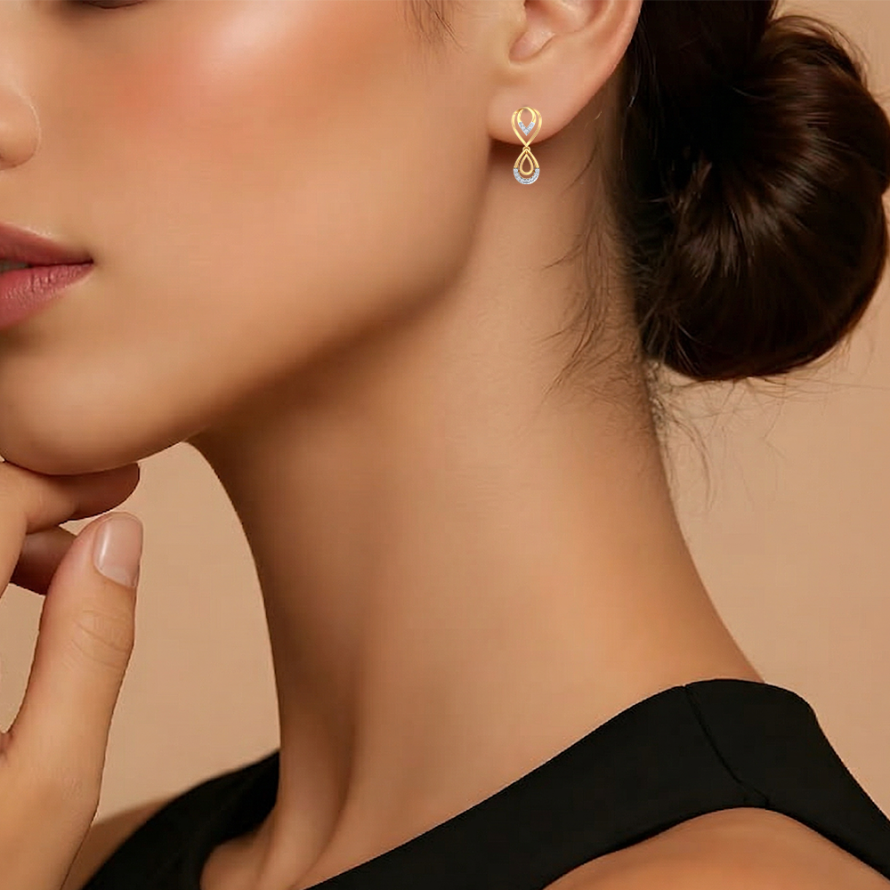 Gold & Diamond Women Dangler Earring KRC60045E