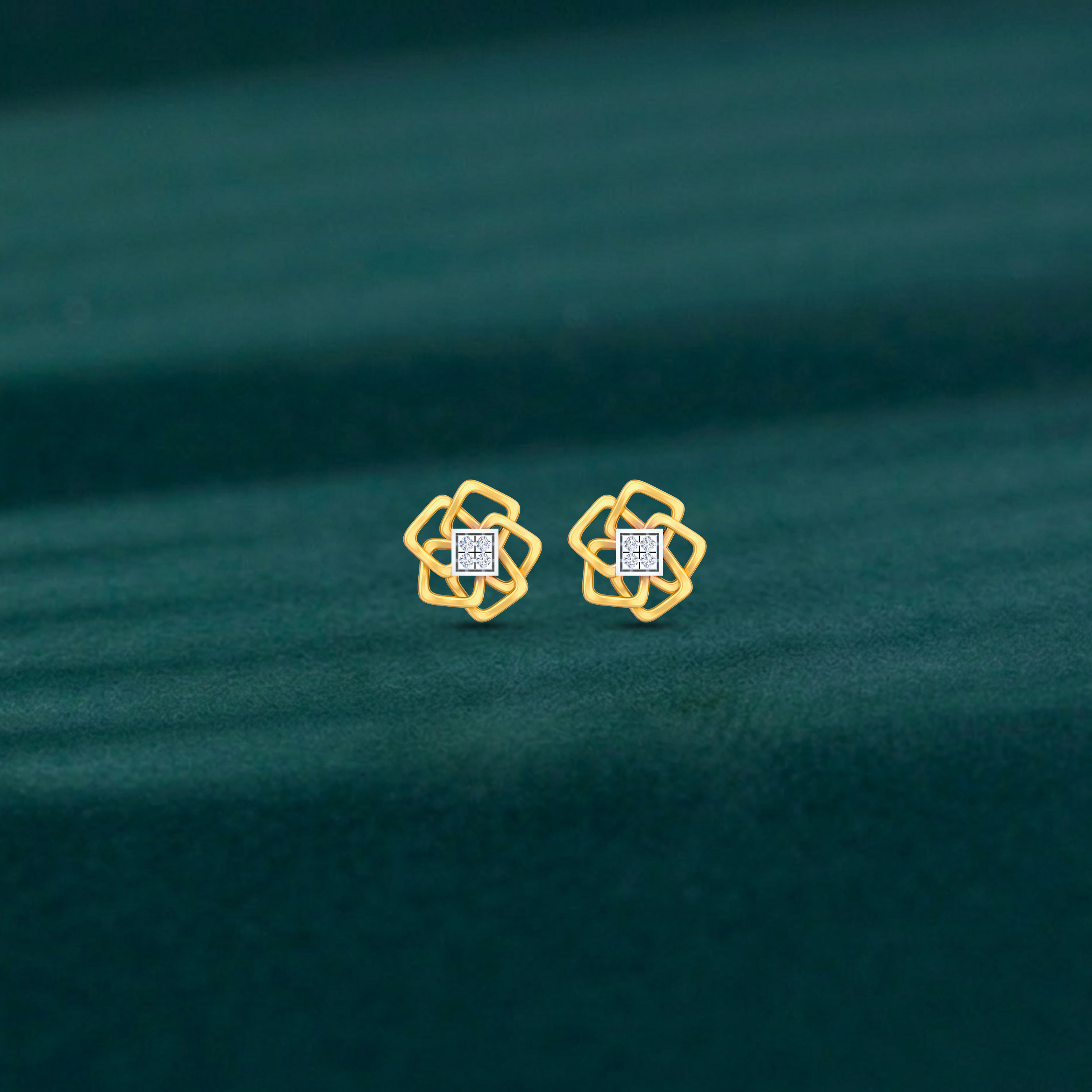 Yellow Gold Diamond Earring | under 40k 