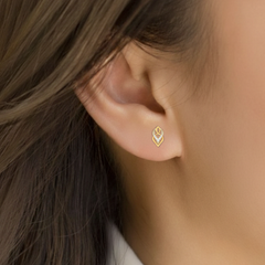 Gold & Diamond Women Stud Earring KRC40589E