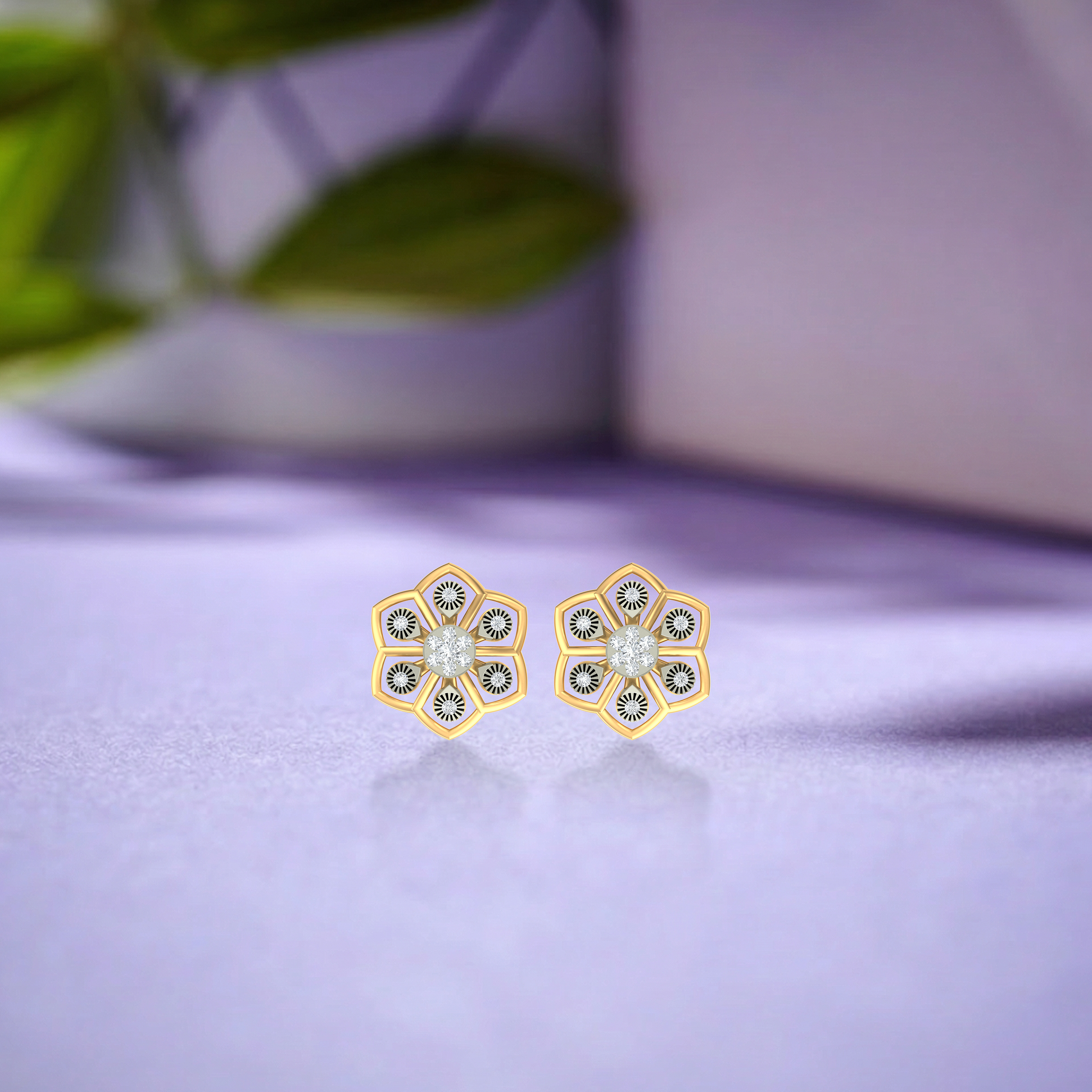 Yellow Gold Diamond Earring | under 40k 