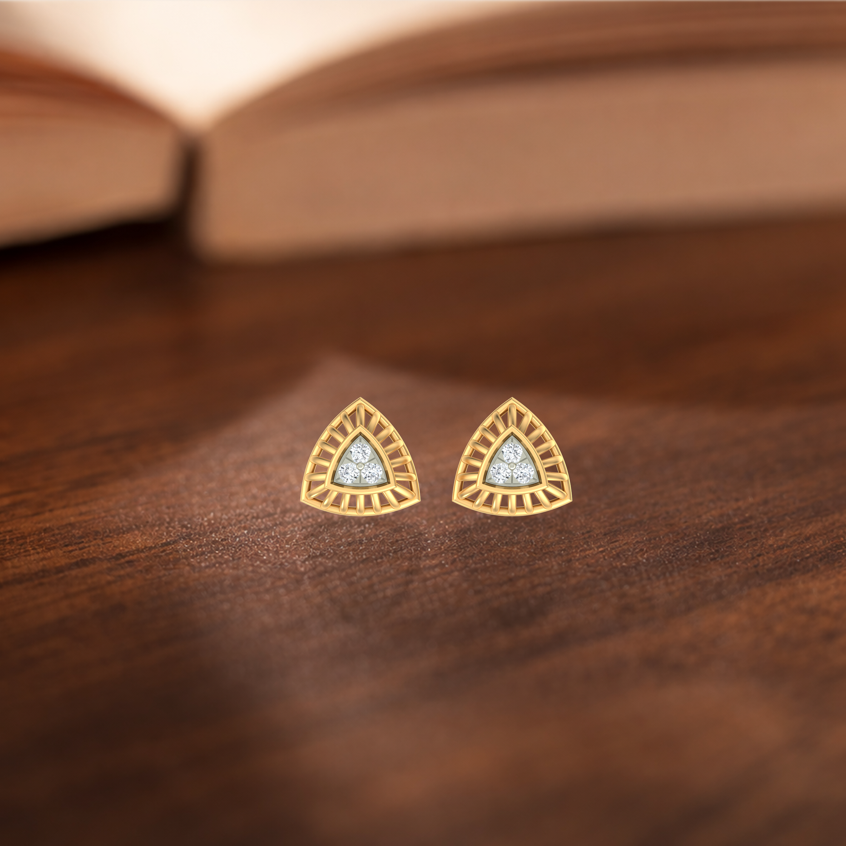 Yellow Gold Diamond Earring | under 40k 