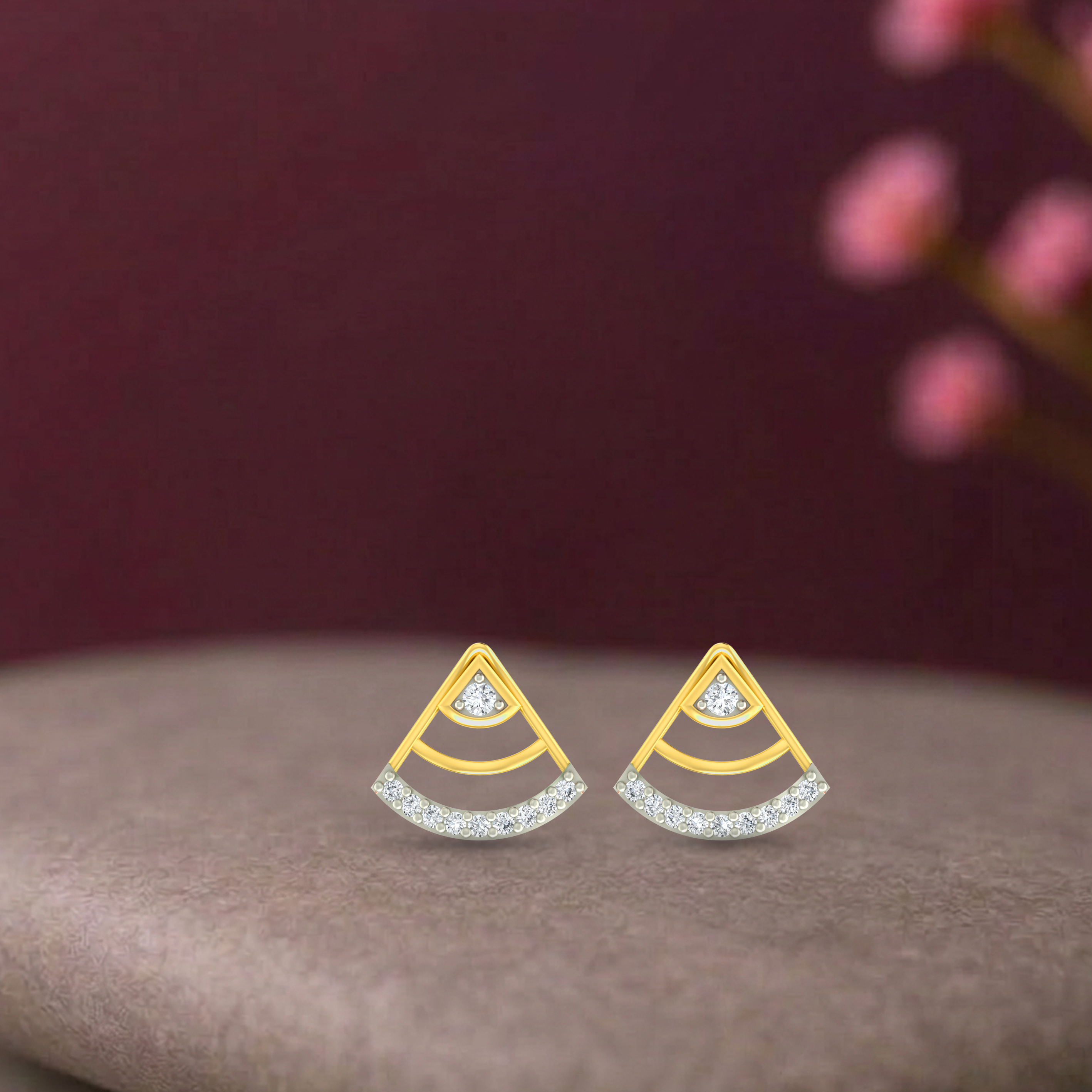 Yellow Gold Diamond Earring | under 40k 
