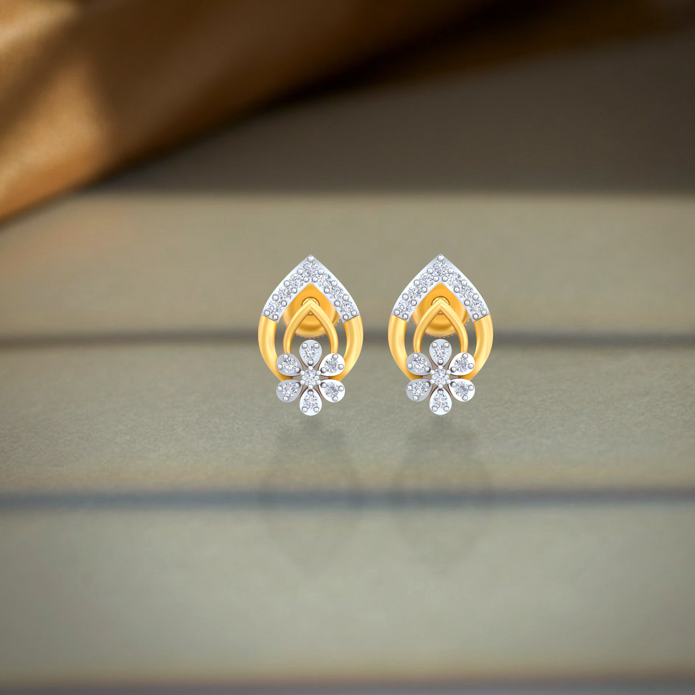 Yellow Gold Diamond Earring | under 40k 