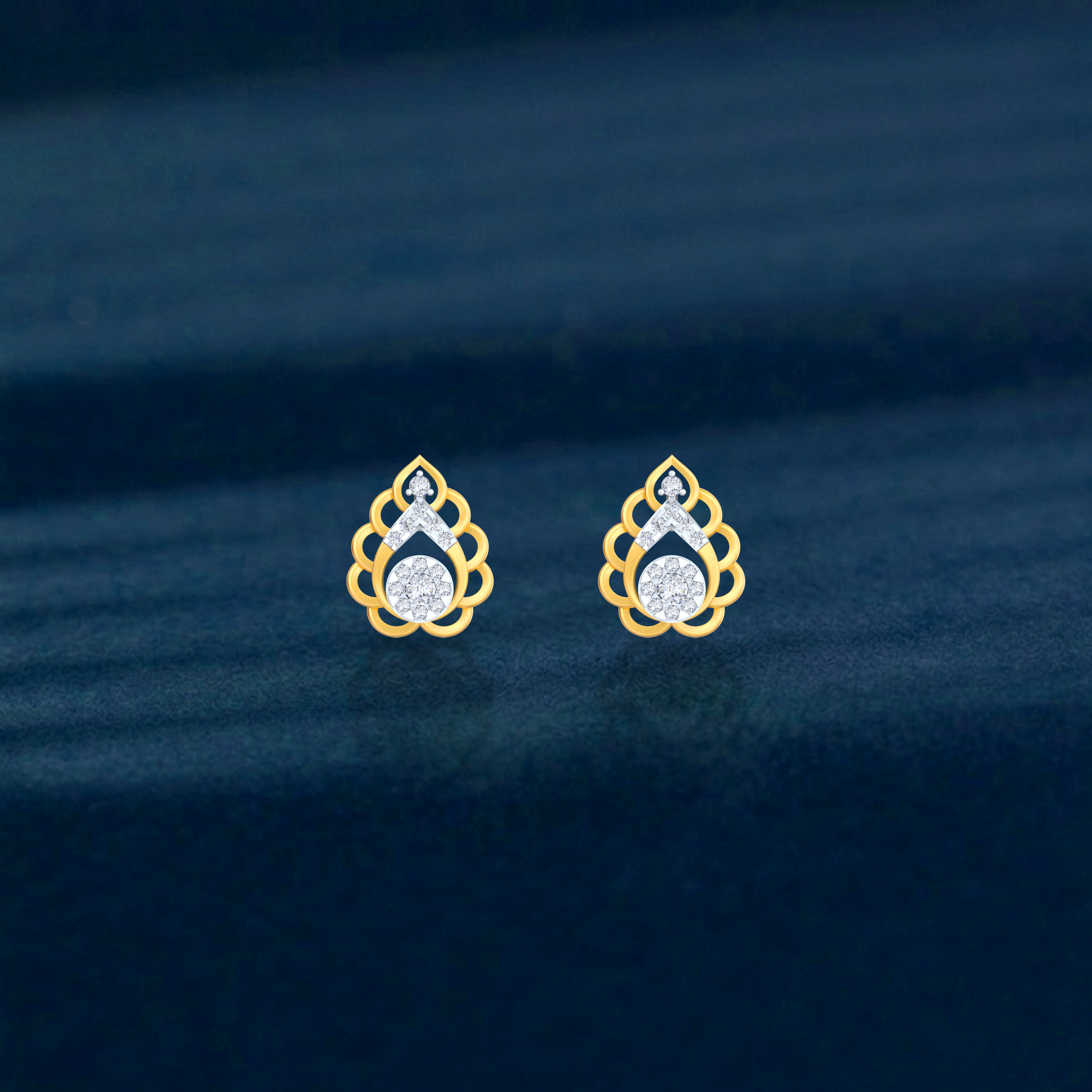 Yellow Gold Diamond Earring | under 40k 