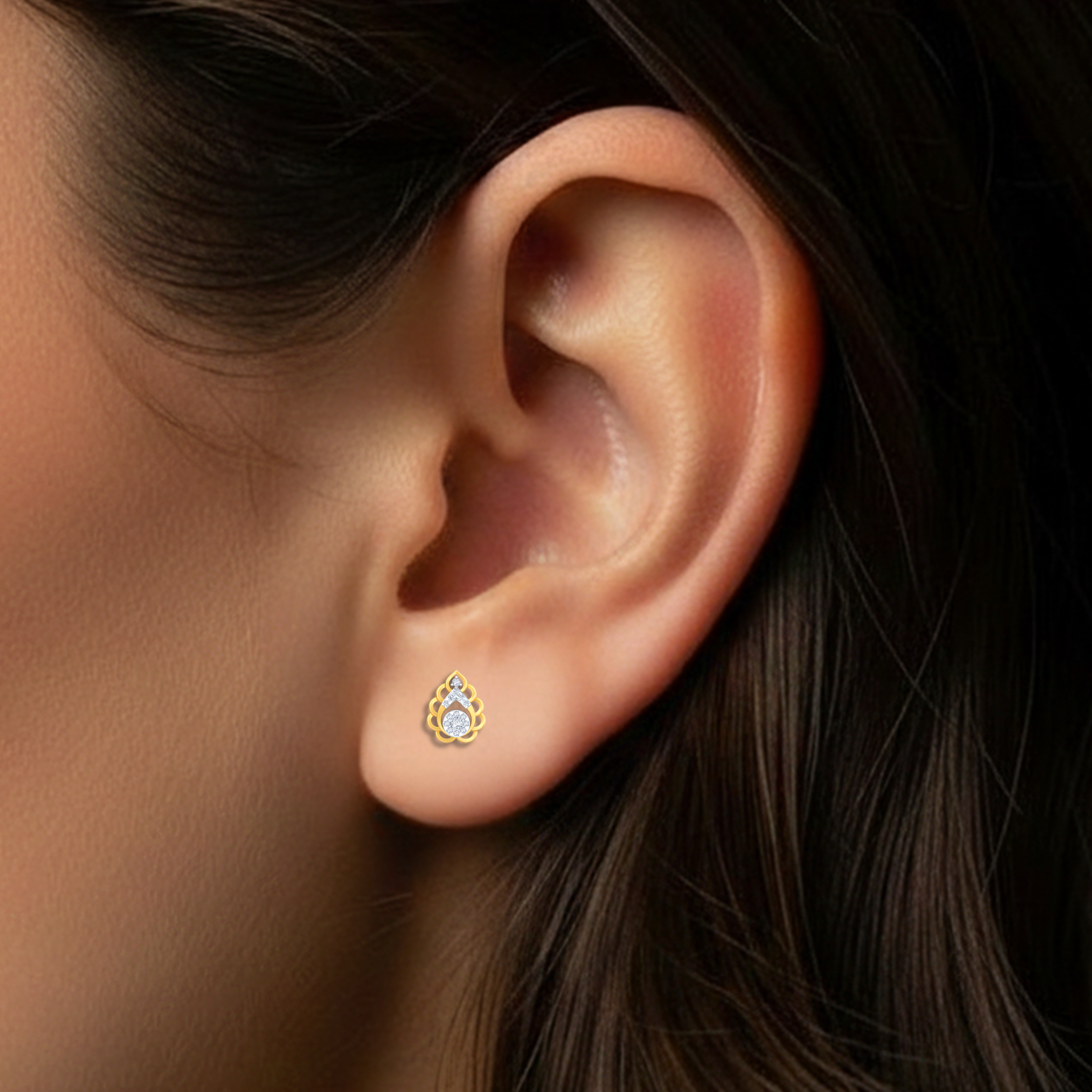 Yellow Gold Diamond Earring | under 40k 
