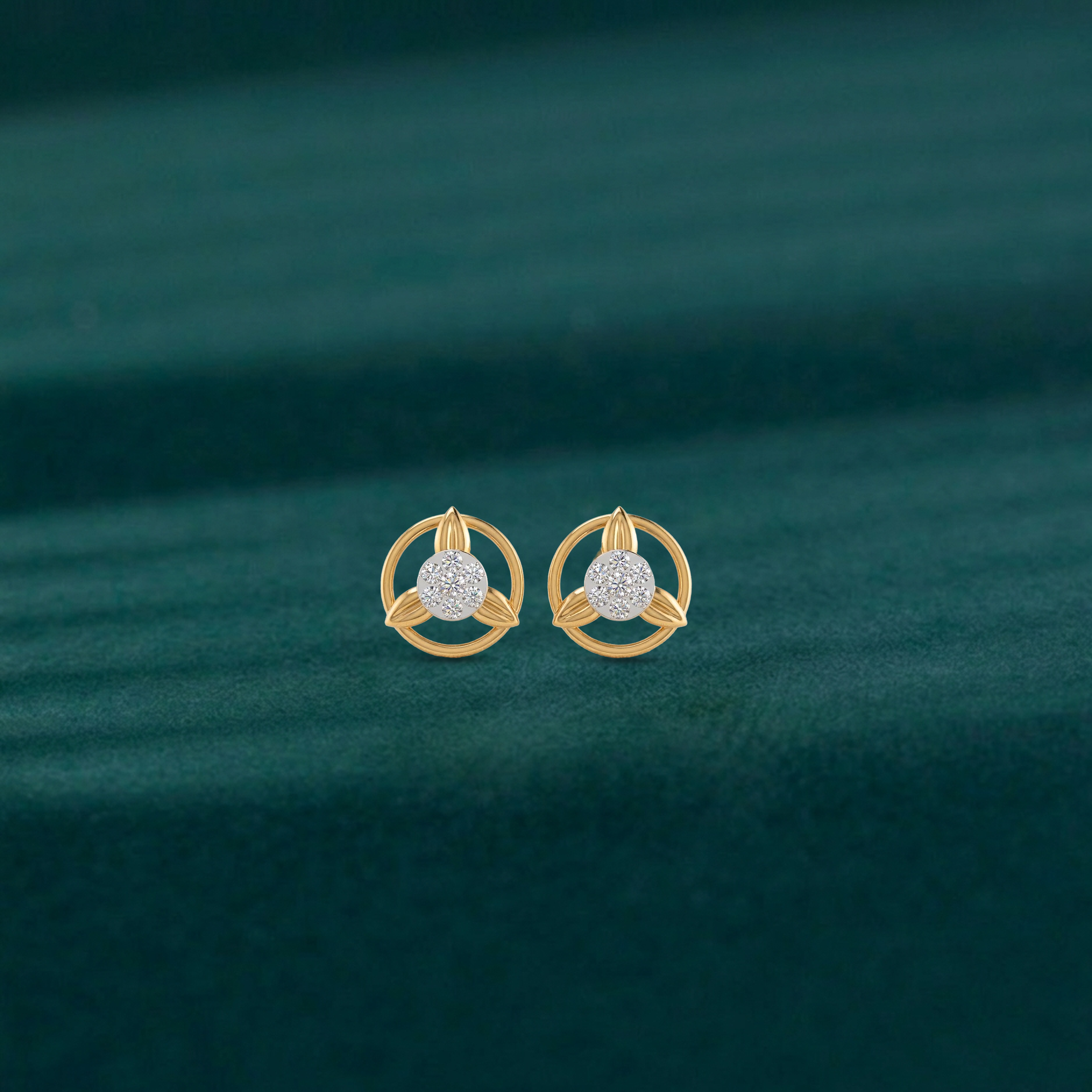 Yellow Gold Diamond Earring | under 40k 