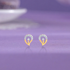 Yellow Gold Diamond Earring | under 40k 