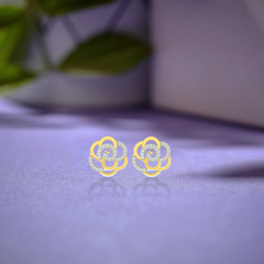 Yellow Gold Diamond Earring | under 40k 