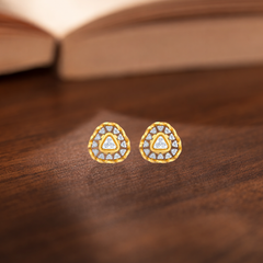 Yellow Gold Diamond Earring | under 40k 