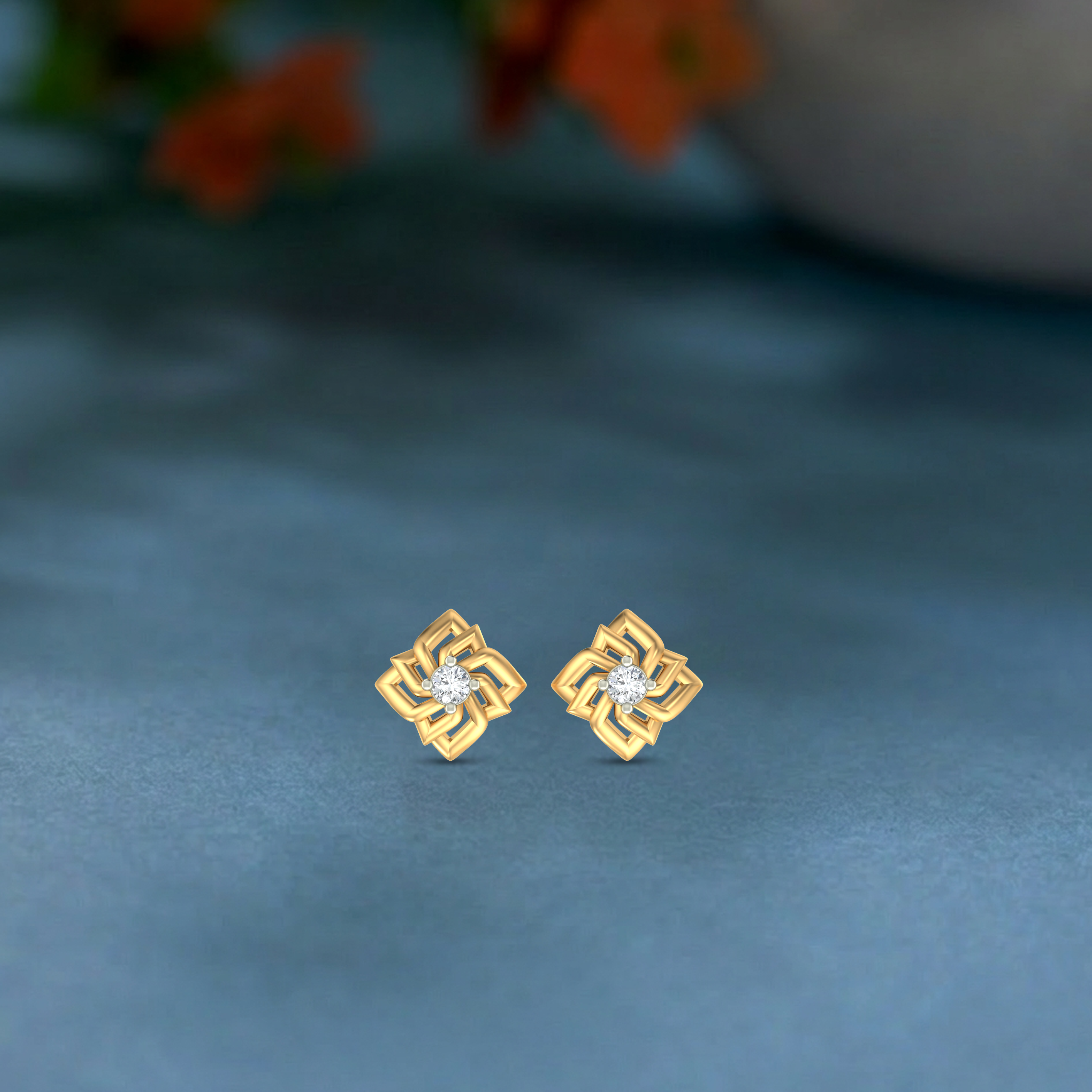 Yellow Gold Diamond Earring | under 40k 