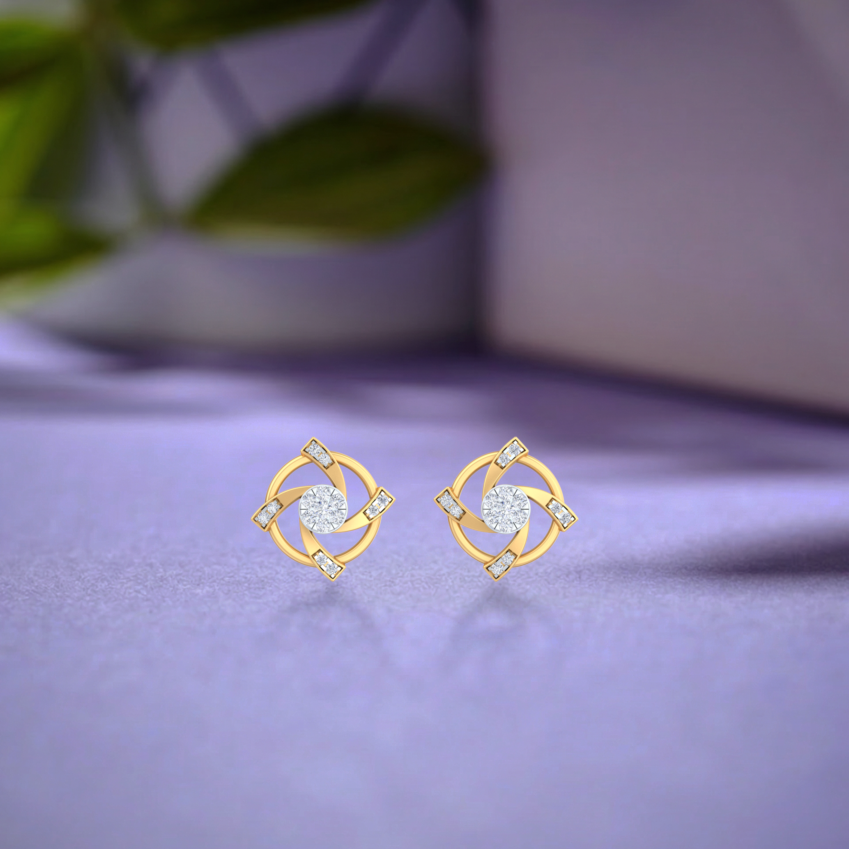 Yellow Gold Diamond Earring | under 40k 