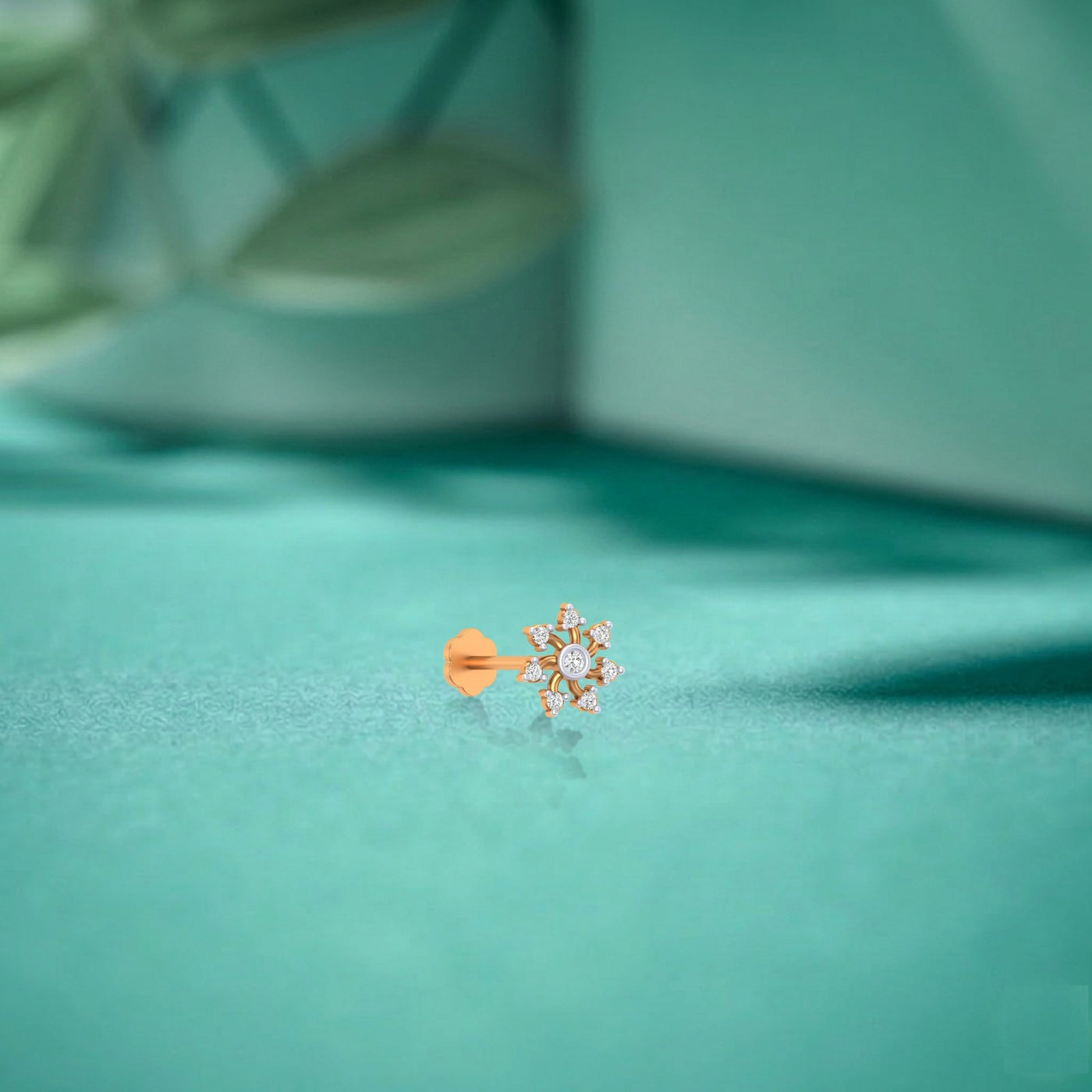 Gold & Diamond Stud Nose Pin KRC80101