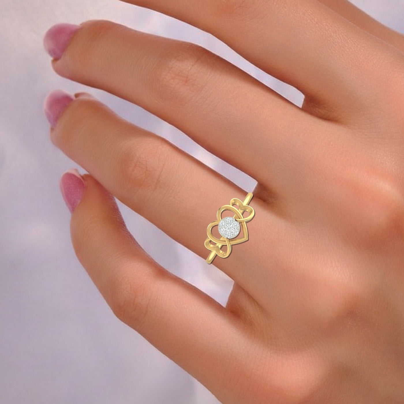 महिलाओं के लिए 18K गोल्ड और डायमंड डेलीवियर रिंग KRA10613