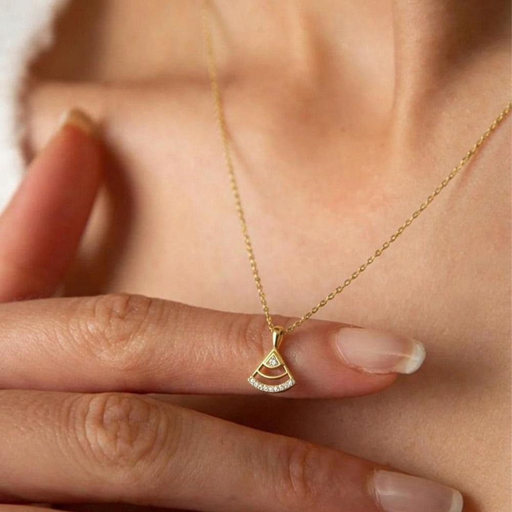Classic Gold & Diamond Pendant Set KRC40600
