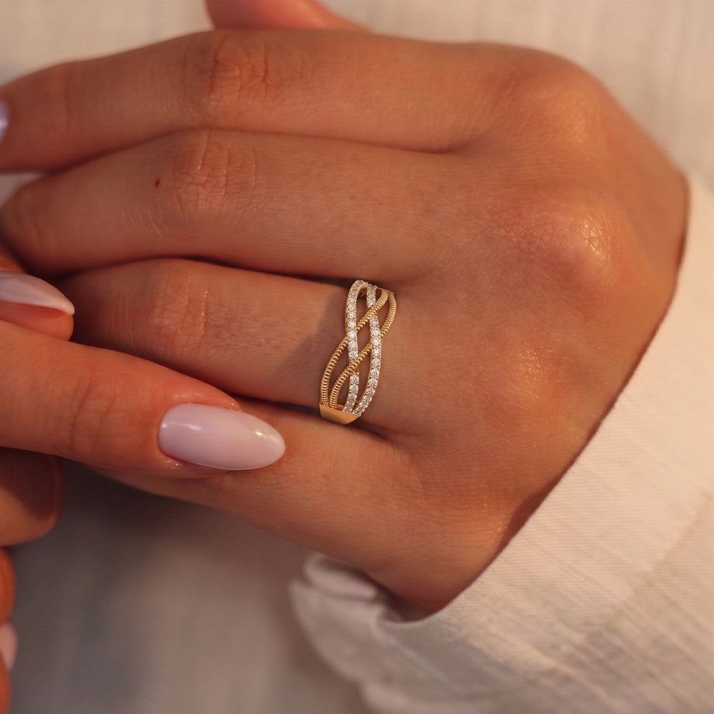 Gold & Diamond Band Ring For Women KRC10845