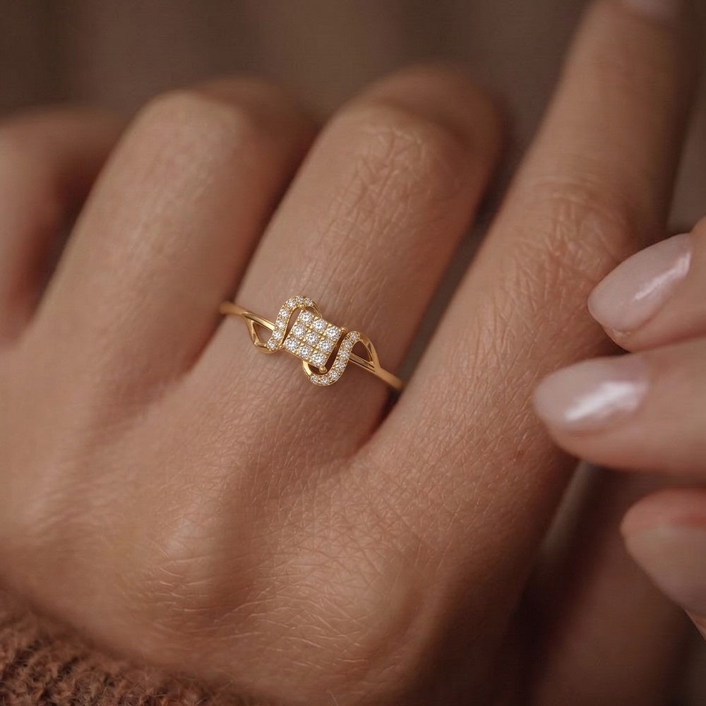 Gold & Diamond Cocktail Ring For Women KRC10305