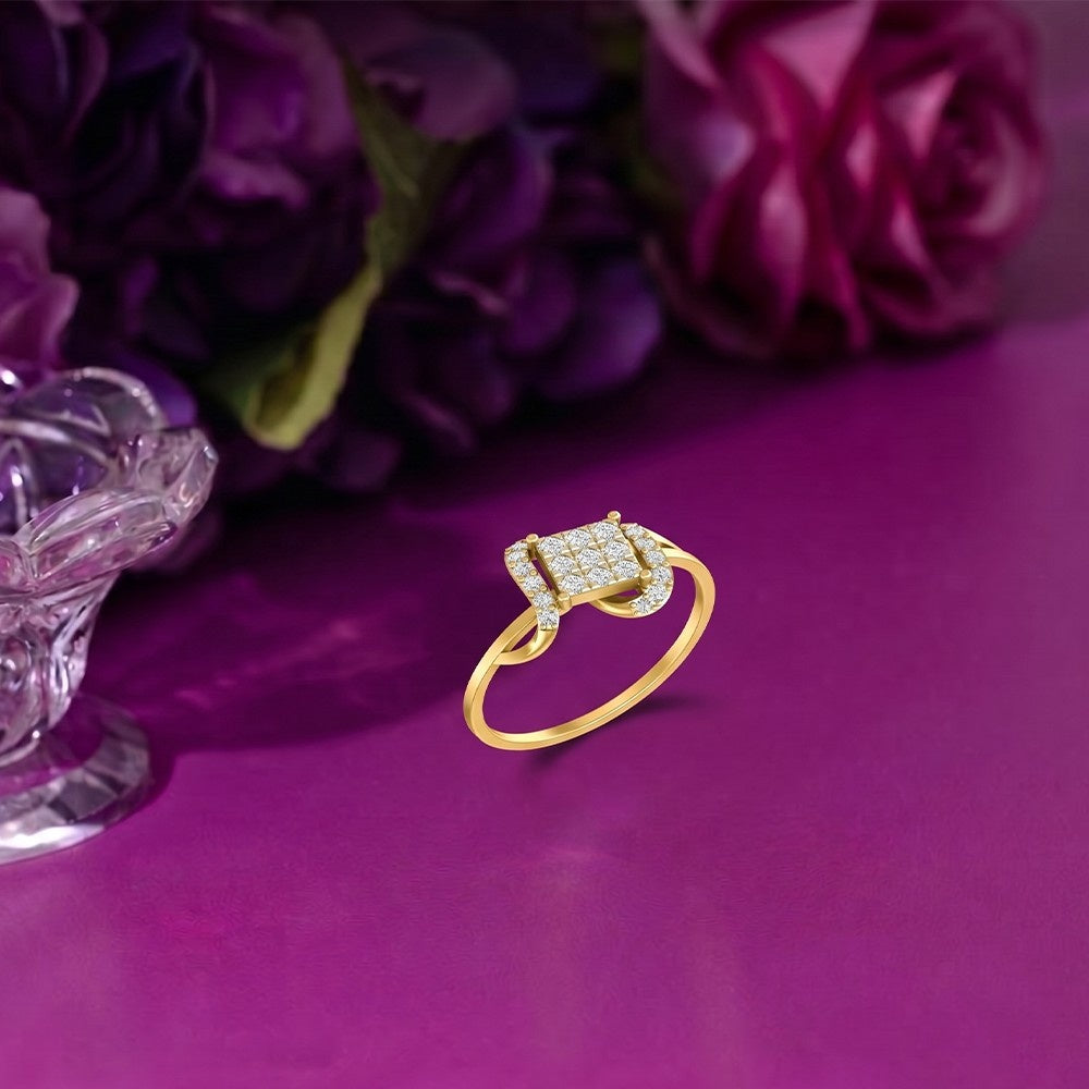 Gold & Diamond Cocktail Ring For Women KRC10305