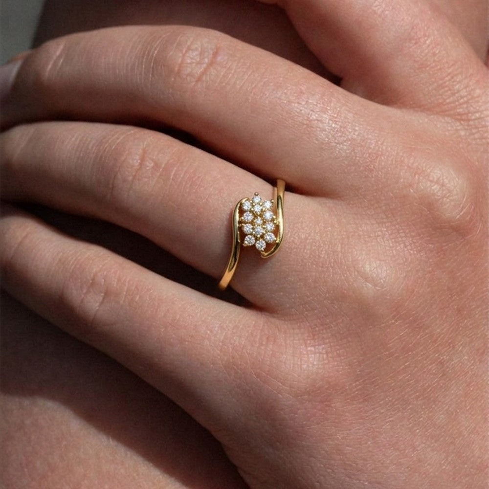 Gold & Diamond Cluster Ring For Women KRC10839