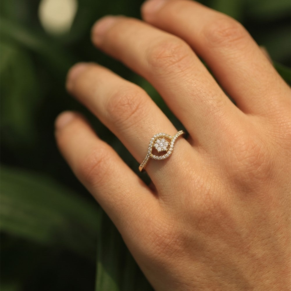 Gold & Diamond Cluster Ring For Women KRC10769